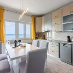 In 39213 Apartament Crikvenica