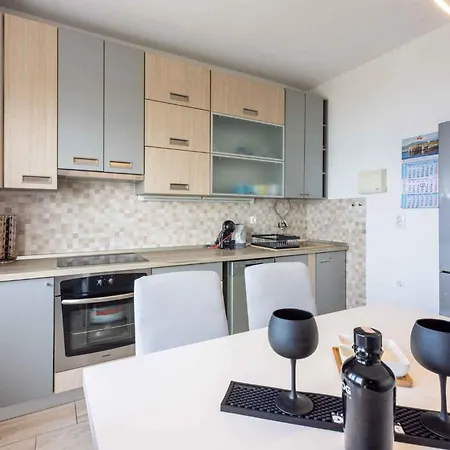 Appartamento In 39213 Crikvenica